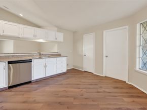 11322 Yorklyn Drive, Houston TX 77066