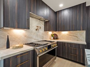 5207 Braesheather Drive, Houston TX 77096