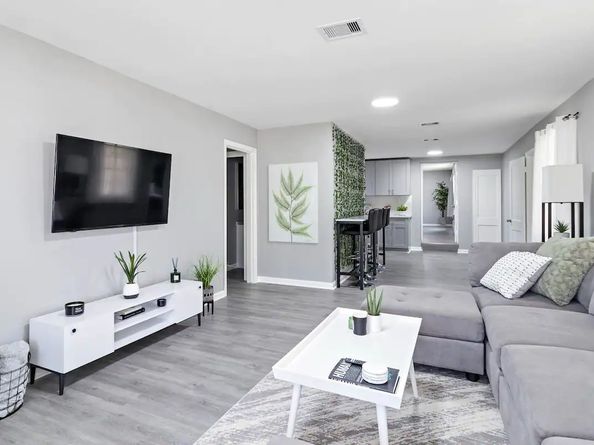 5130 Cosby Street, Houston TX 77021