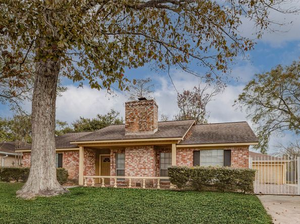 13115 Sherwood Oaks Drive, Houston TX 77015