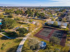 17602 Heritage Bay Drive, Webster TX 77598