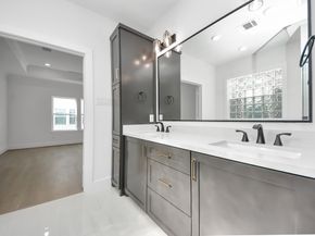 923 Fisher Street A, Houston TX 77018