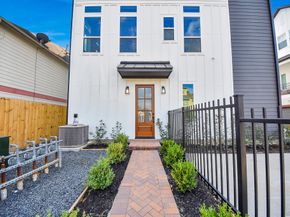 923 Fisher Street A, Houston TX 77018