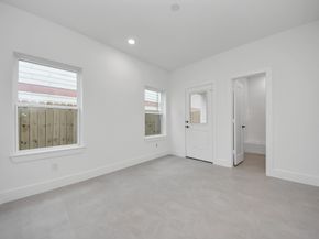 923 Fisher Street A, Houston TX 77018