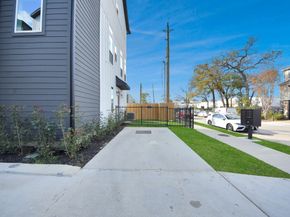 923 Fisher Street A, Houston TX 77018