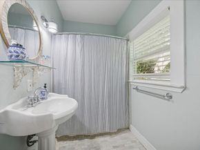 918 Tulane Street, Houston TX 77008