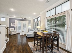 1110 W 25th Street, Houston TX 77008