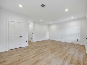 316 Clearwater Street, Houston TX 77029