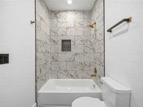 316 Clearwater Street, Houston TX 77029
