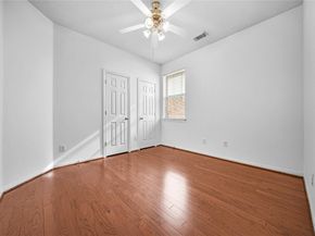 11 Griffin Hill Court, Spring TX 77382