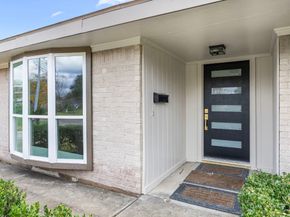 6934 Heron Drive, Houston TX 77087
