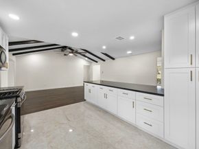 6934 Heron Drive, Houston TX 77087
