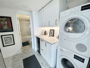 2016 Main Street 2105, Houston TX 77002
