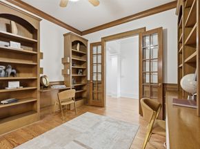 539 Wisteria Street, Bellaire TX 77401