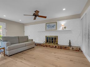 10127 Hazelhurst Drive, Houston TX 77043