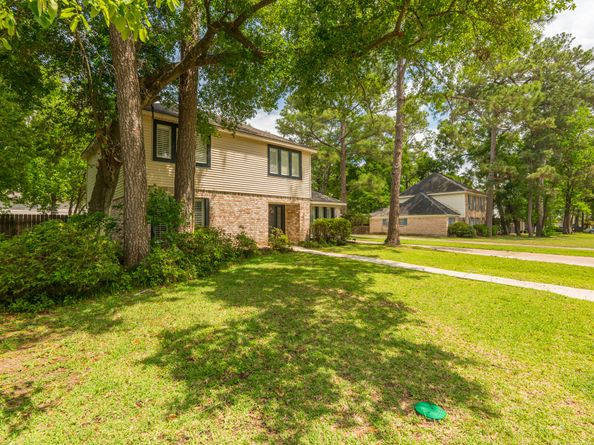 12018 Indian Wells Drive, Houston TX 77066