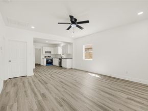 7926 Hudson Street, Houston TX 77012