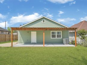 7926 Hudson Street, Houston TX 77012