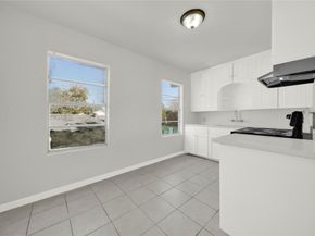 106 Hanover Street, Houston TX 77012