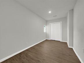 106 Hanover Street, Houston TX 77012
