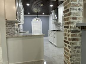 7718 Breezeway Street, Houston TX 77040