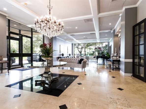 3350 Mccue Road 201, Houston TX 77056