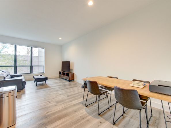 1901 Post Oak Boulevard 3105, Houston TX 77056