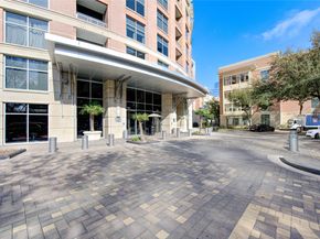 1901 Post Oak Boulevard 3105, Houston TX 77056