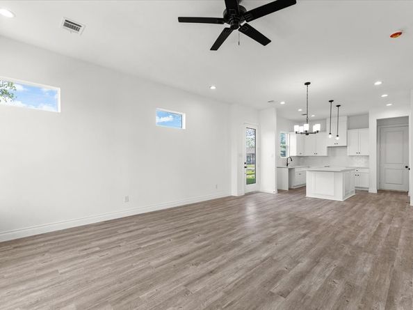 311 Tennessee Street, Houston TX 77029