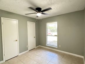 16411 Meadowbrook Farm Road, Houston TX 77082
