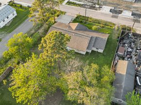 7954 Booker St, Houston TX 77028