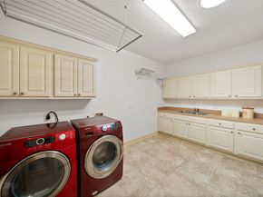 15 Heather Bank Place, The Woodlands TX 77382