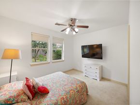 15 Heather Bank Place, The Woodlands TX 77382