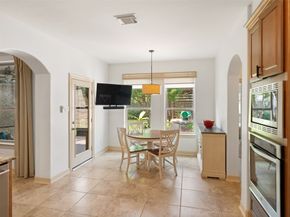 15 Heather Bank Place, The Woodlands TX 77382