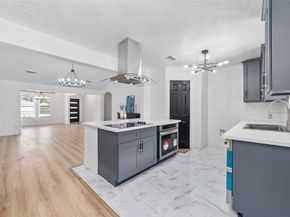 12339 Huntington Field Drive, Houston TX 77099