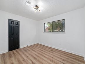 12339 Huntington Field Drive, Houston TX 77099