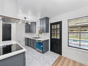 12339 Huntington Field Drive, Houston TX 77099