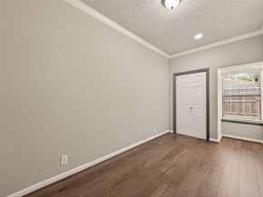 4024 Breakwood Drive, Houston TX 77025