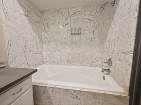 4024 Breakwood Drive, Houston TX 77025