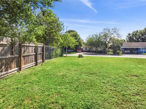 6651 Crestmont Street, Houston TX 77033