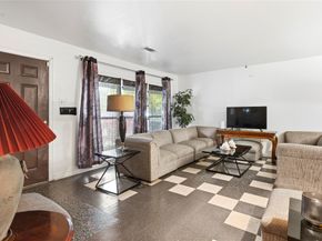 6651 Crestmont Street, Houston TX 77033