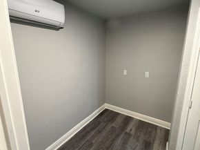 12230 Kleinmeadow Drive, Houston TX 77066