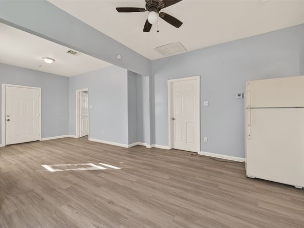 8211 Parnell Street, Houston TX 77051