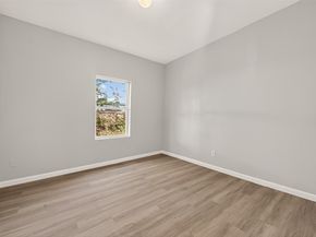 8211 Parnell Street, Houston TX 77051