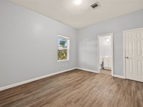 8211 Parnell Street, Houston TX 77051