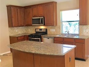 203 Fairwind Trail Drive, Conroe TX 77385