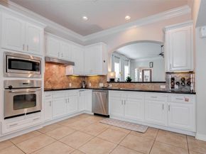 3043 Royal Oaks Grove, Houston TX 77082