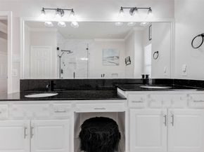 3043 Royal Oaks Grove, Houston TX 77082