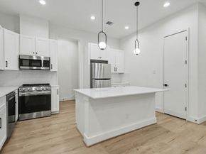 203 Danna Lane, Houston TX 77009