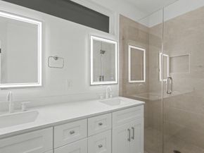 203 Danna Lane, Houston TX 77009